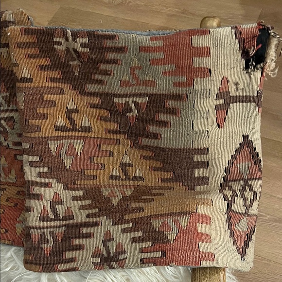 Geometric Patterned Tapestry Pillow Cover - Picture 1 of 6